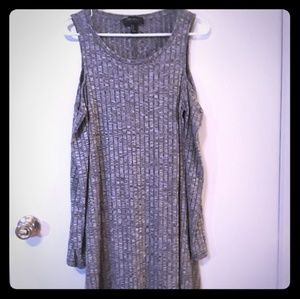 Forever21 plus size gray cold shoulder dress